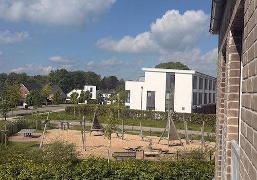 Spielplatz vor der Tür