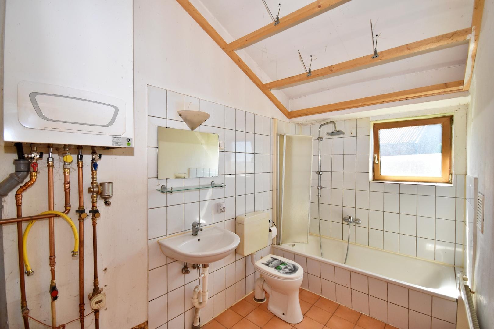 Badezimmer Wohnung 1