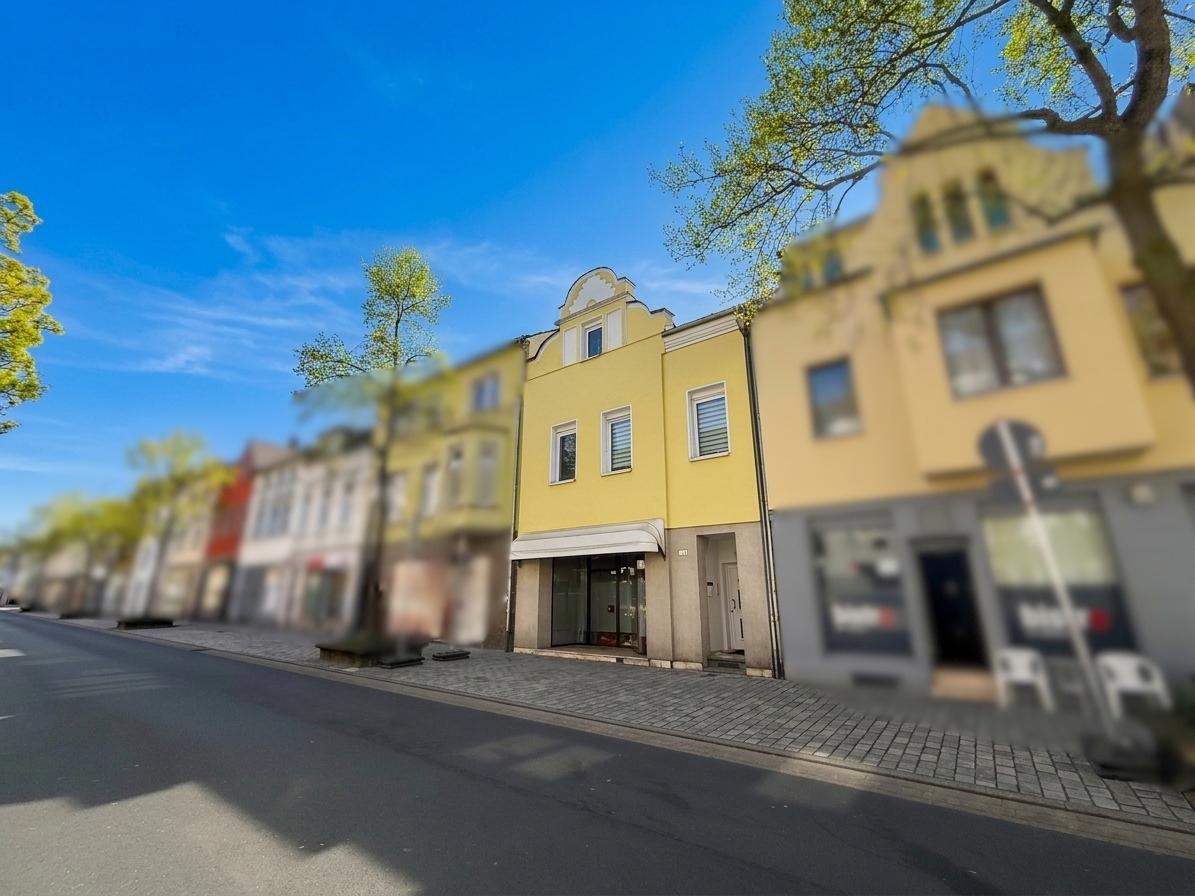 Straßenansicht