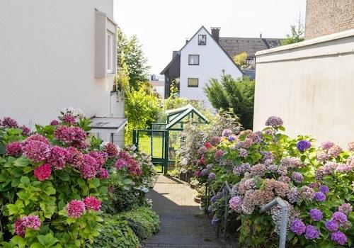 Zugang Firma/ Einliegerwohnung