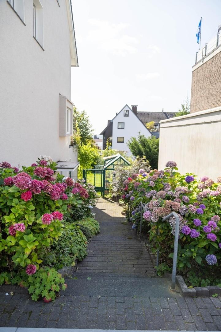 Zugang Firma/ Einliegerwohnung