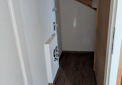 Hauswirtschaftsraum / Treppe