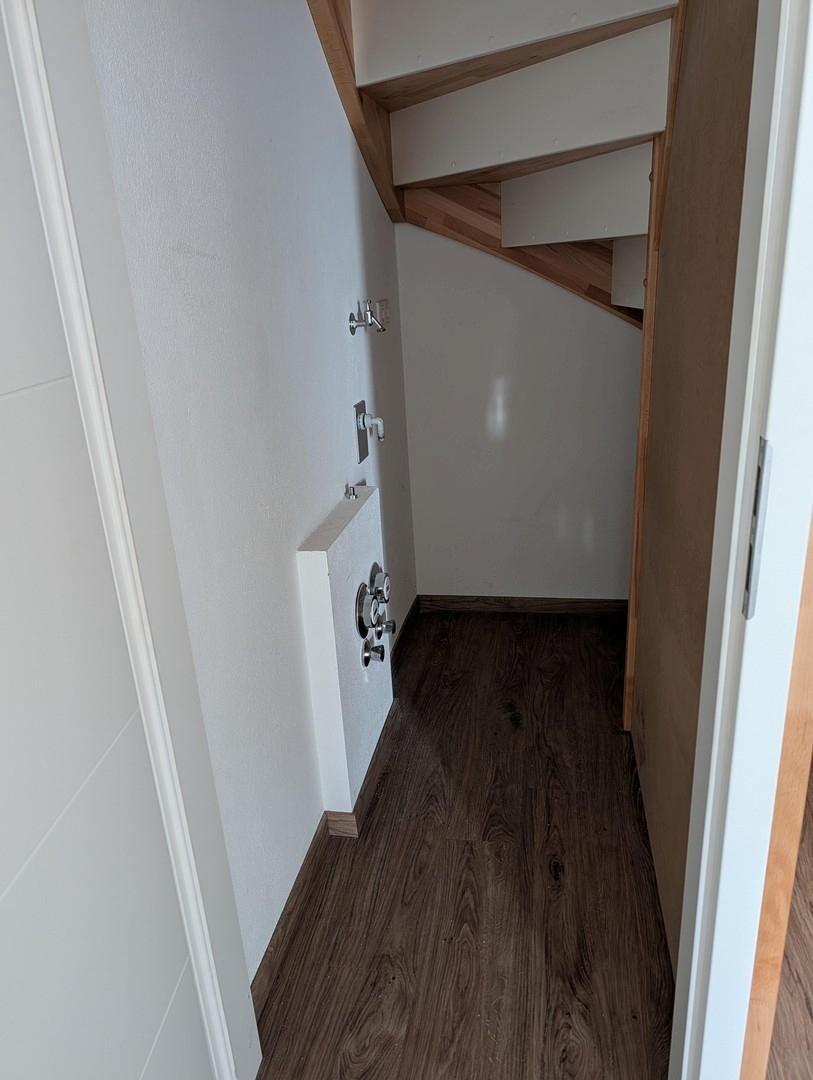 Hauswirtschaftsraum / Treppe