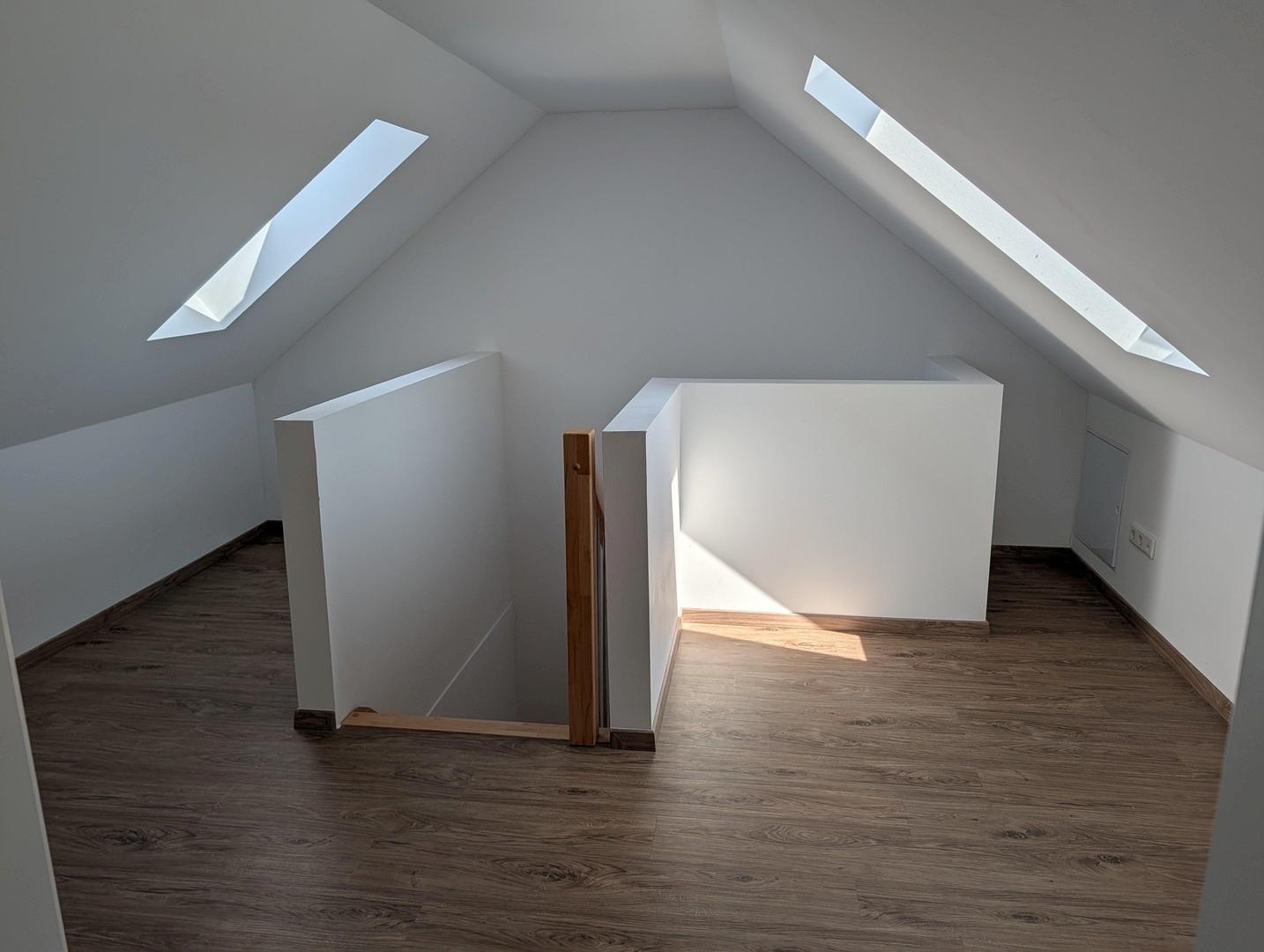 Spitzboden Raum 1