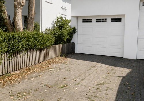 Garage Außenansicht