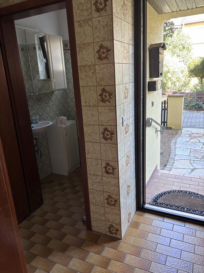 Eingang mit Gäste WC