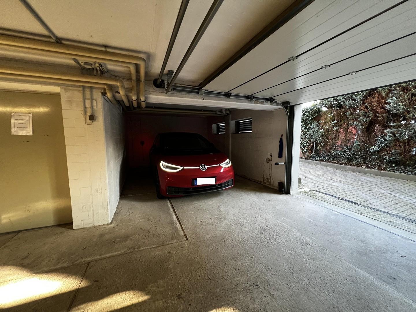 Tiefgaragenstellplatz