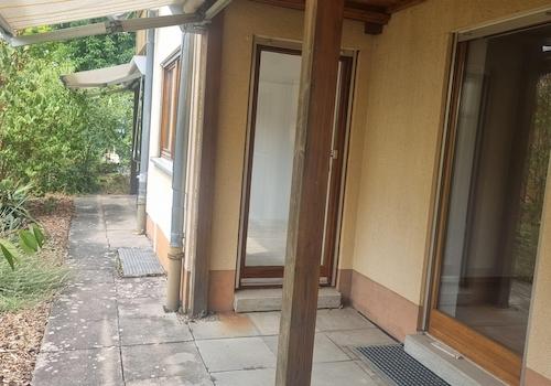 Terrasse vom Wohnzimmer aus