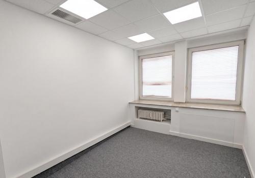 Büro 4