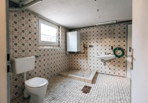 Dusche Bad Toilette Keller