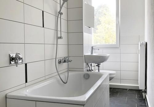 Beispielbild Bad mit Wanne