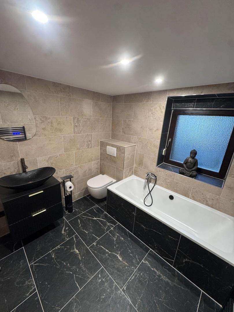 UG Badezimmer 1