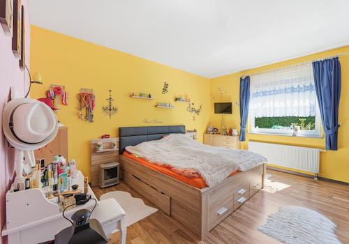 Helles Schlafzimmer