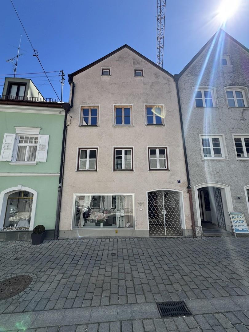 Haus Front