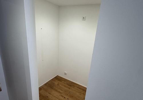 Zimmer 4, Foto 1, 2. OG