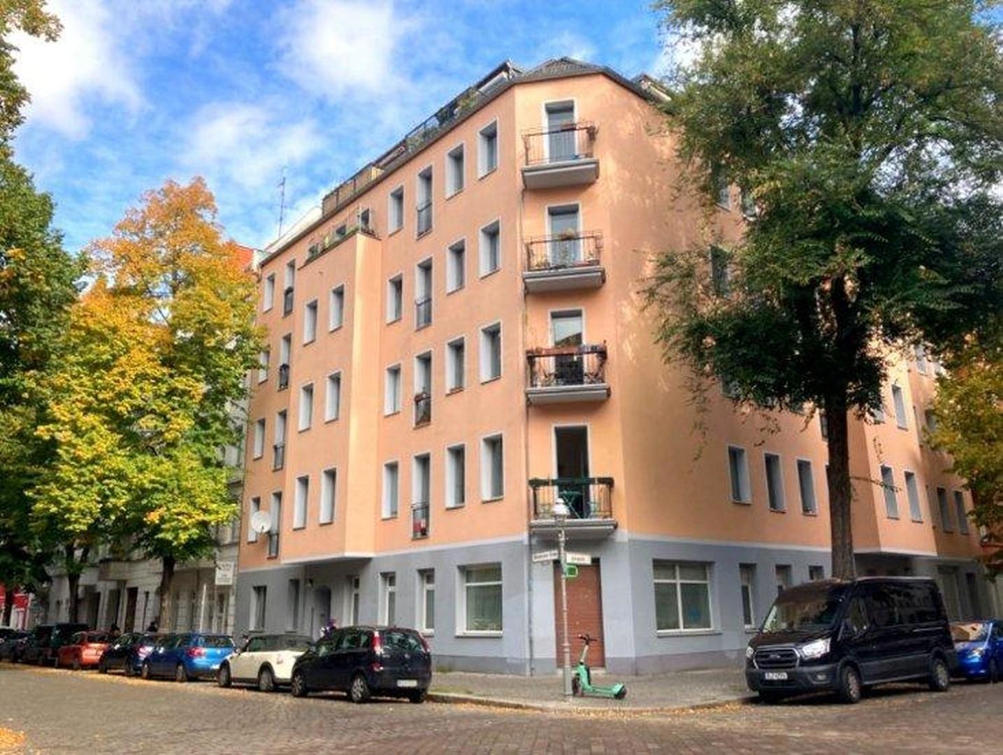 Gebäude