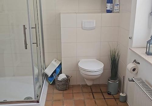 Badezimmer EG