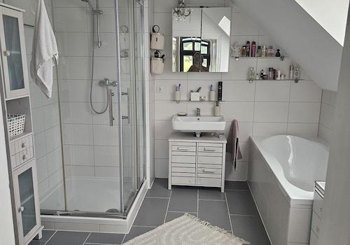 Badezimmer 1 OG