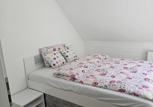 Schlafzimmer 2 OG