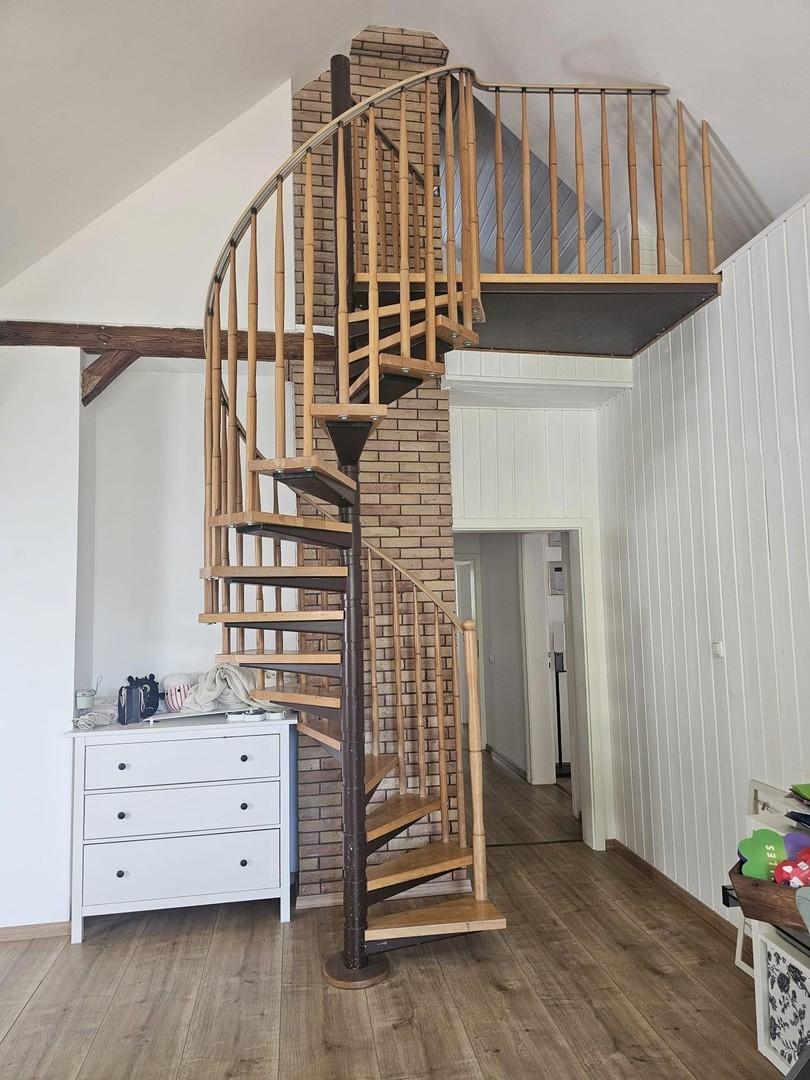 Treppe Spitzboden