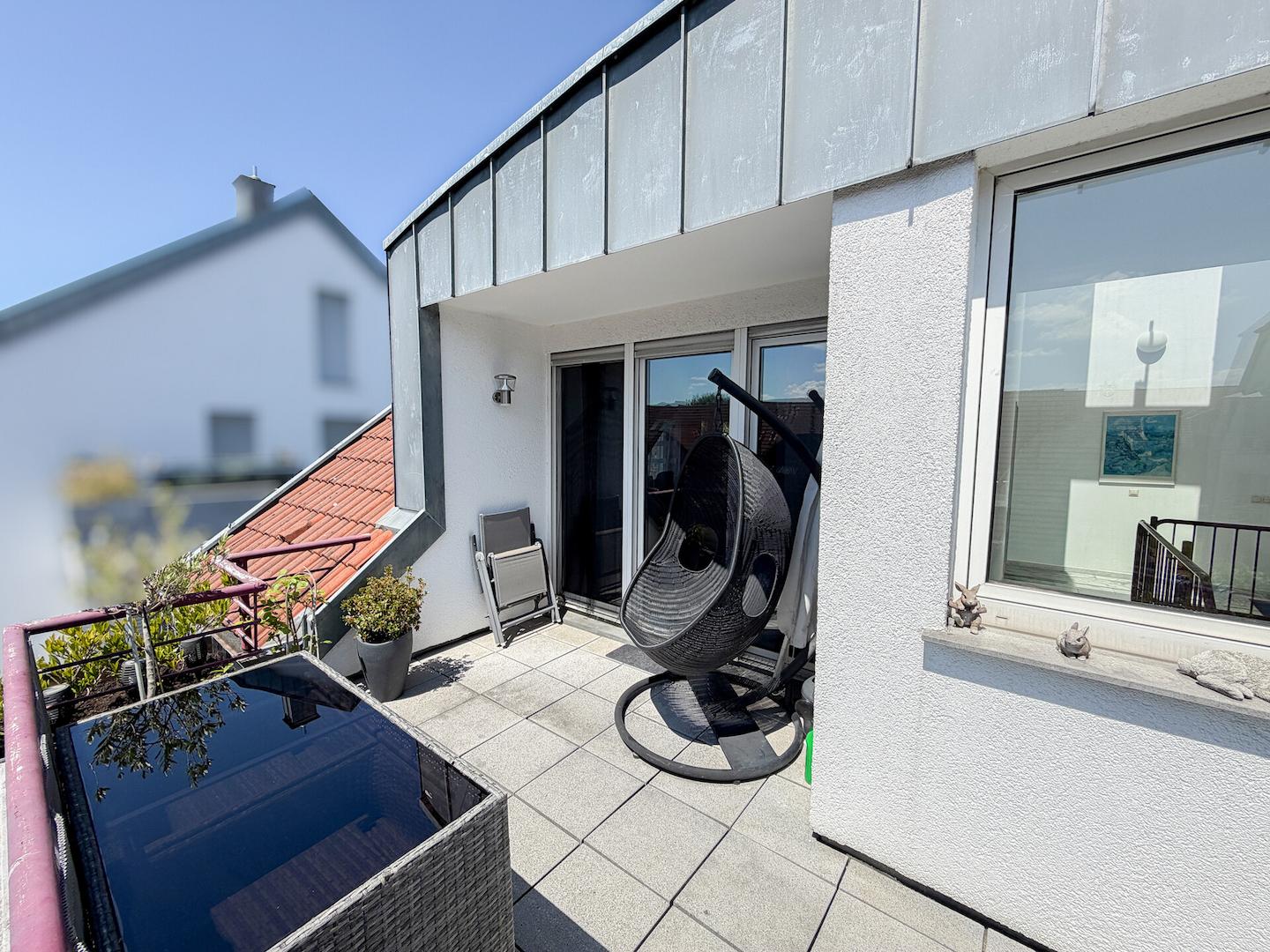 4 Balkon DG