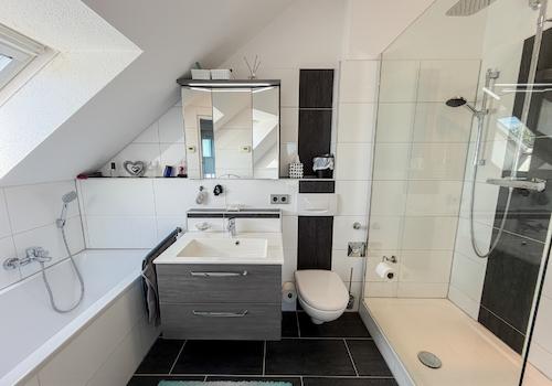 22 Badezimmer SB