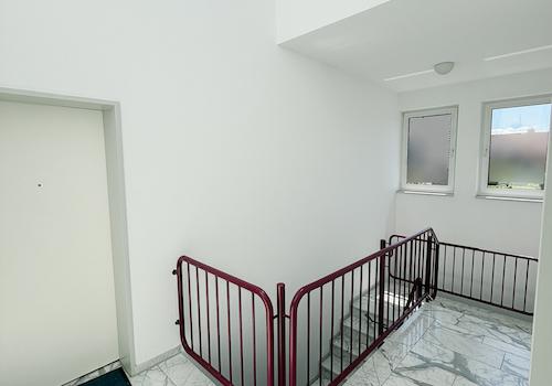 25 Hausflur DG