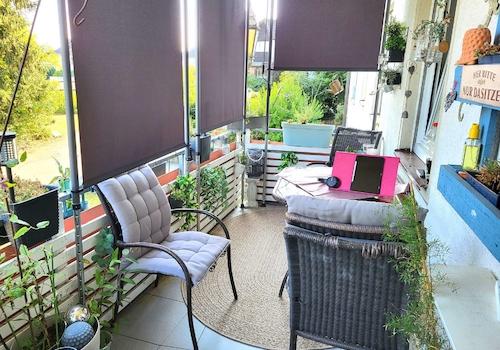 1133 E - Balkon EG links