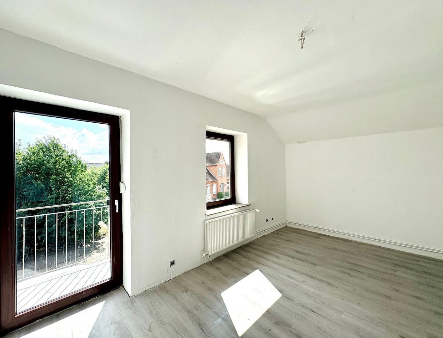 Wohnzimmer OG-Wohnung