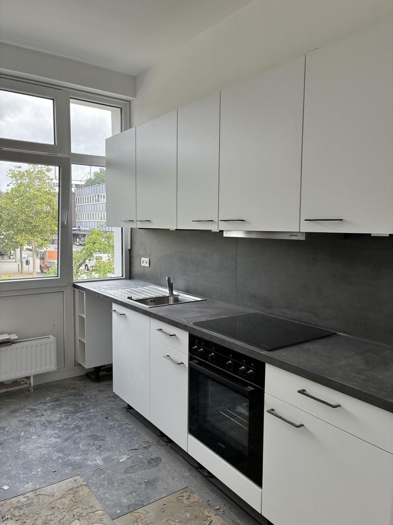 Beispielküche, Nachbarwohnung