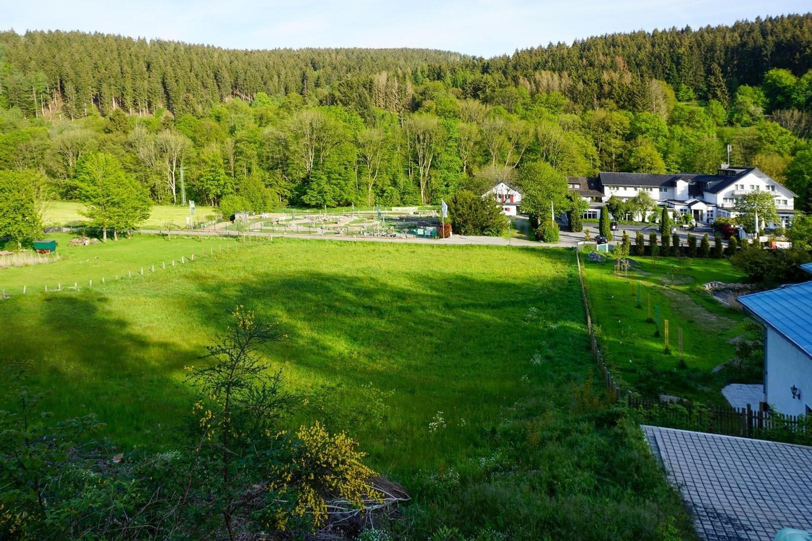 Grundstück