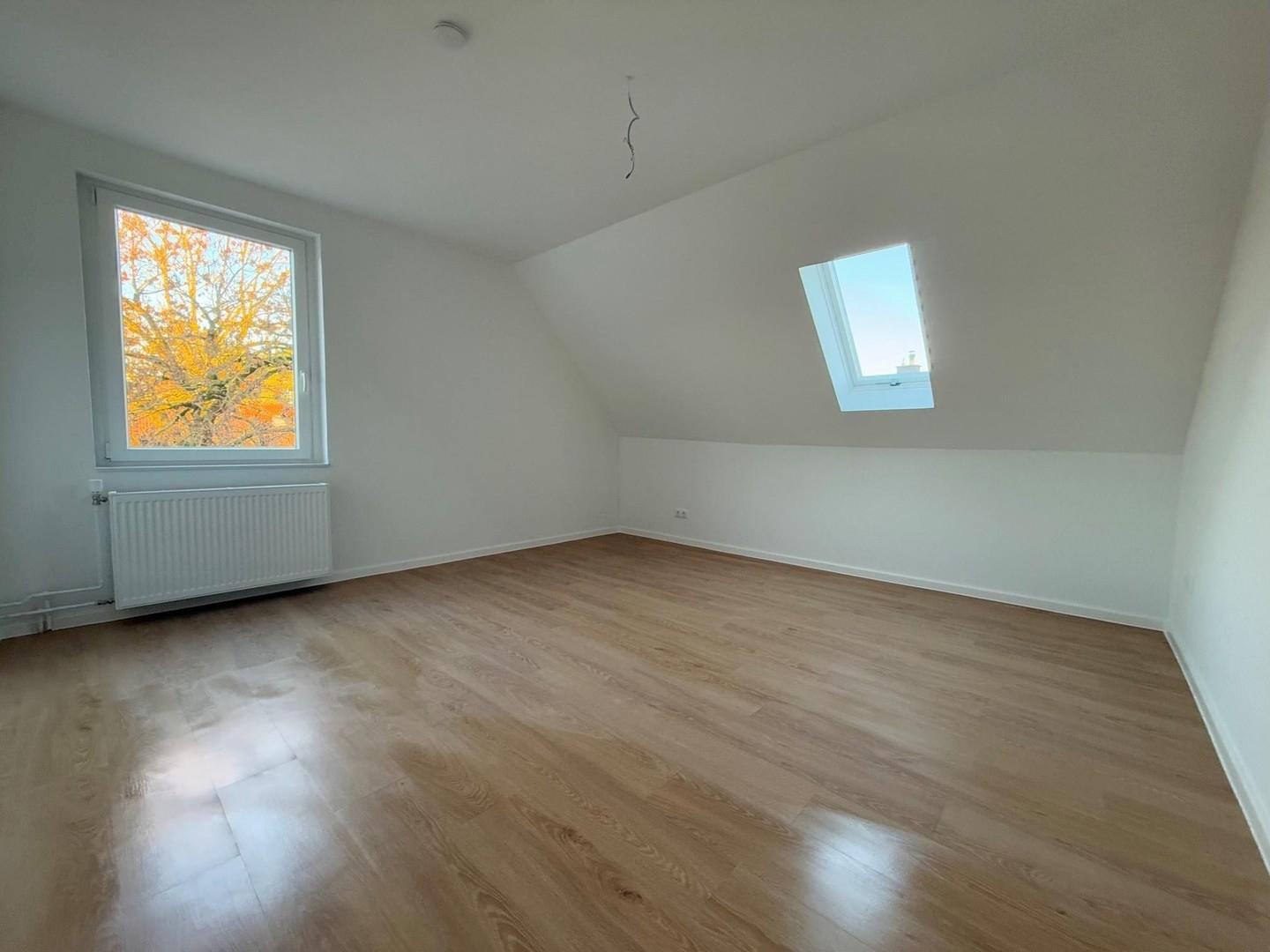 Schlafzimmer 1 unmöbliert