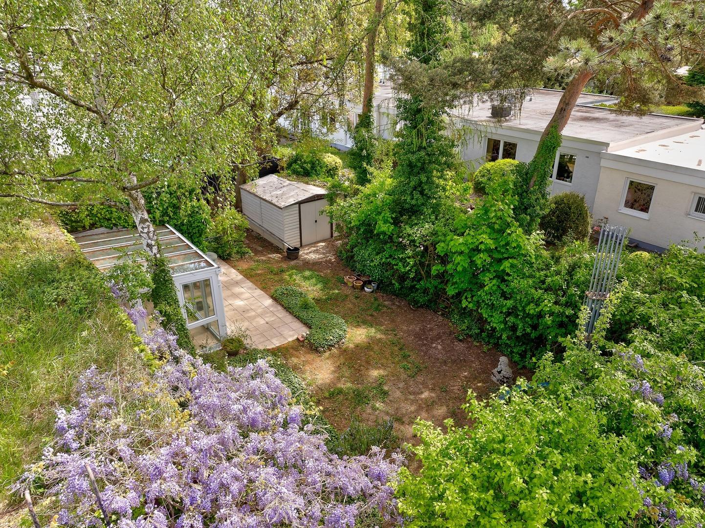 Gartenansicht von oben west