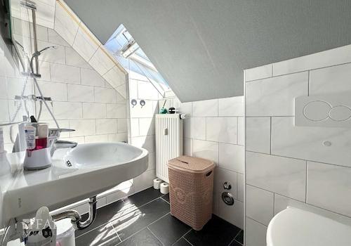 Badezimmer DG