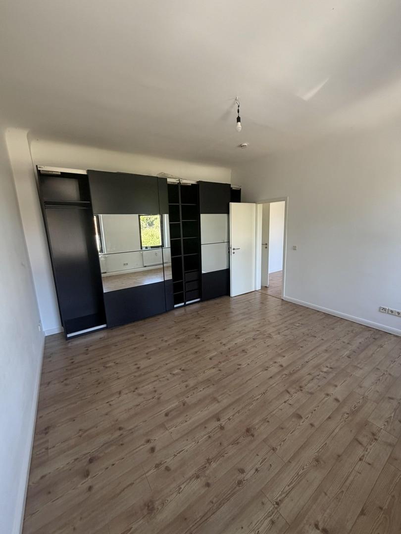 Schlafzimmer II