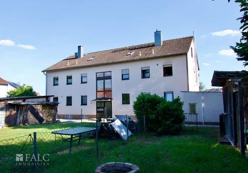 Kleines, gepflegtes MFH