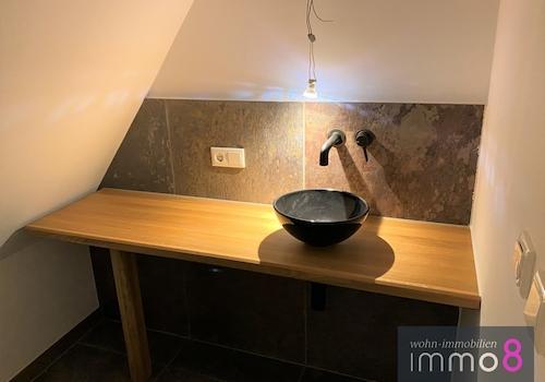separates WC im Dachgeschoss