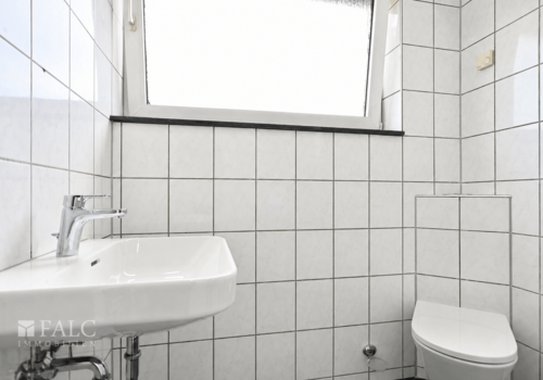 Badezimmer EG