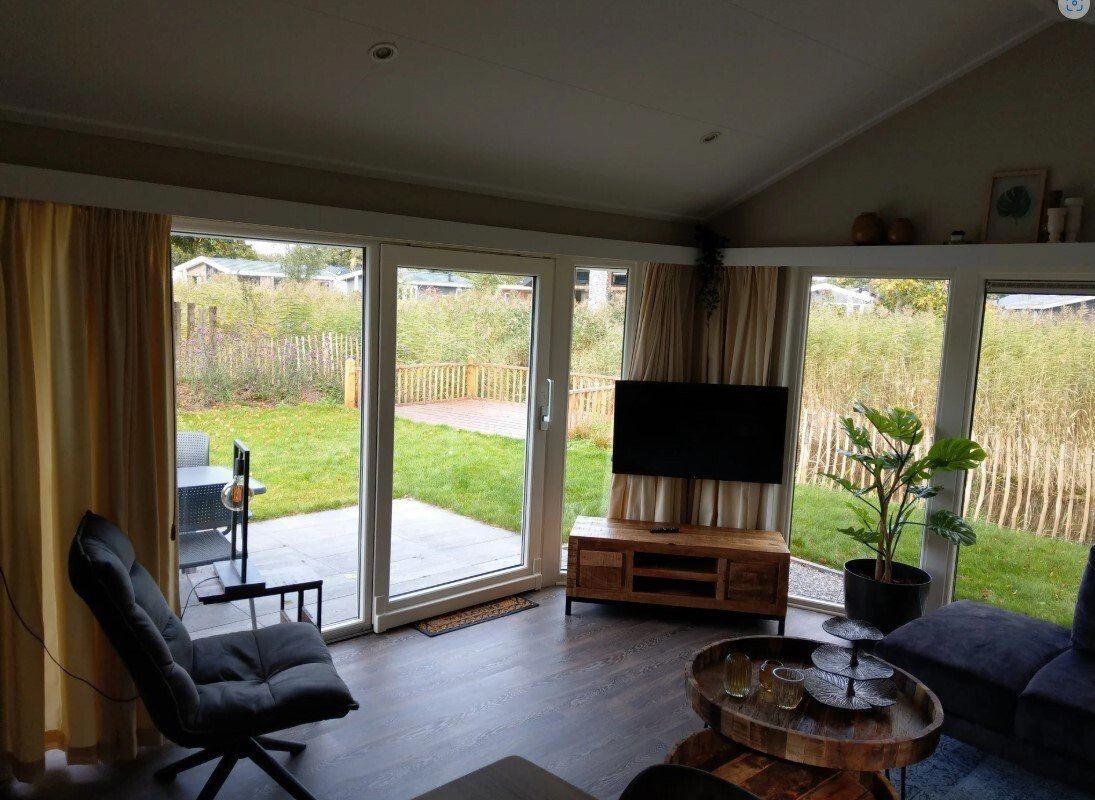 Ferienhaus-Holland-Kaufen-Biddinghuizen-vakantiehuistekoop.nl.webp001