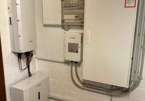 Wechselrichter und Backup PV