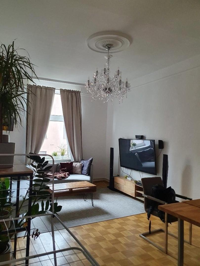 Wohnzimmer - möbliert