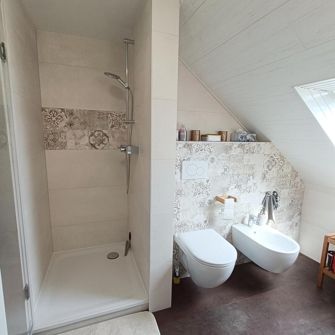 Duschbad DG mit WC und Bidet