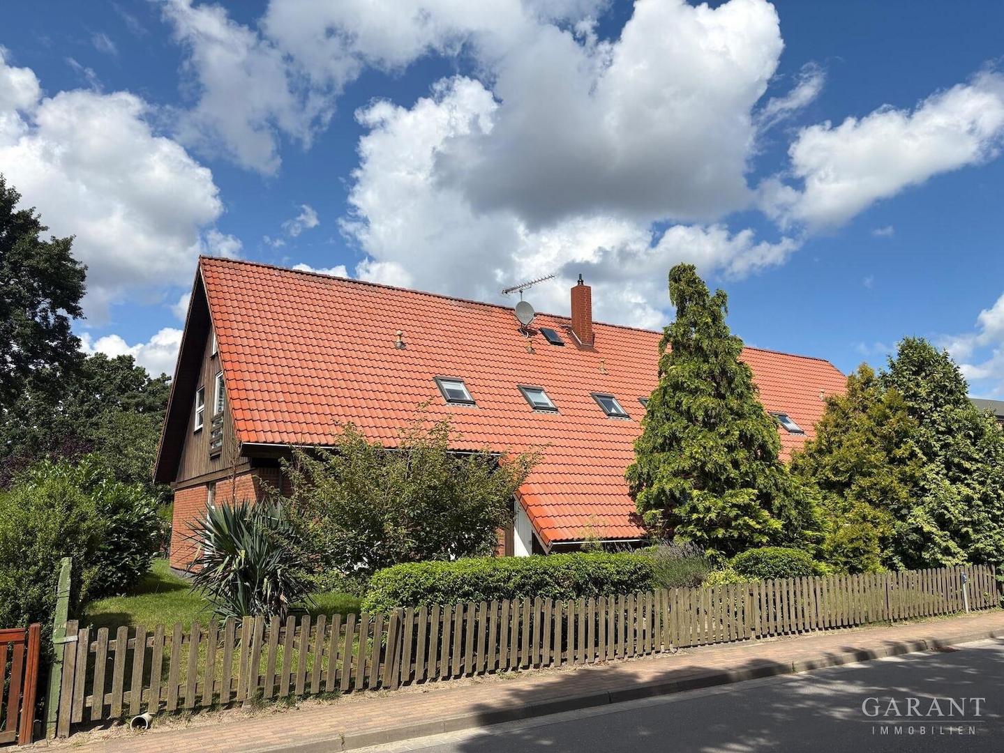 Straßenansicht
