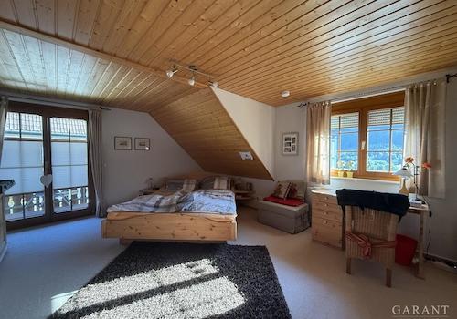 Schlafzimmer DG
