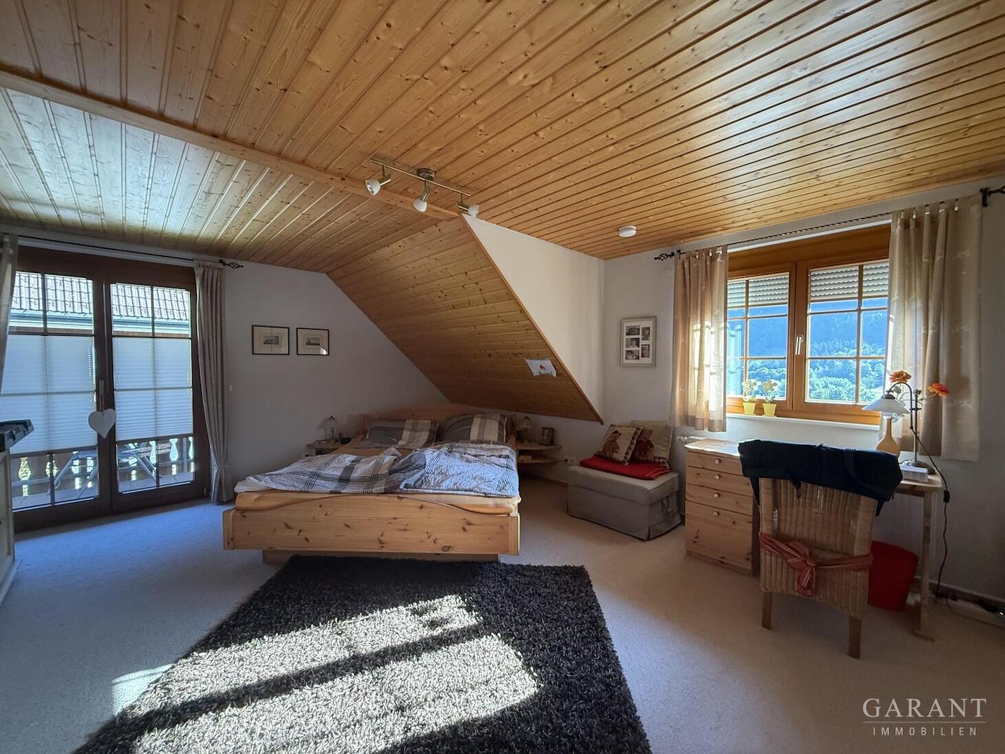 Schlafzimmer DG