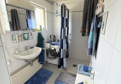 Badezimmer EG