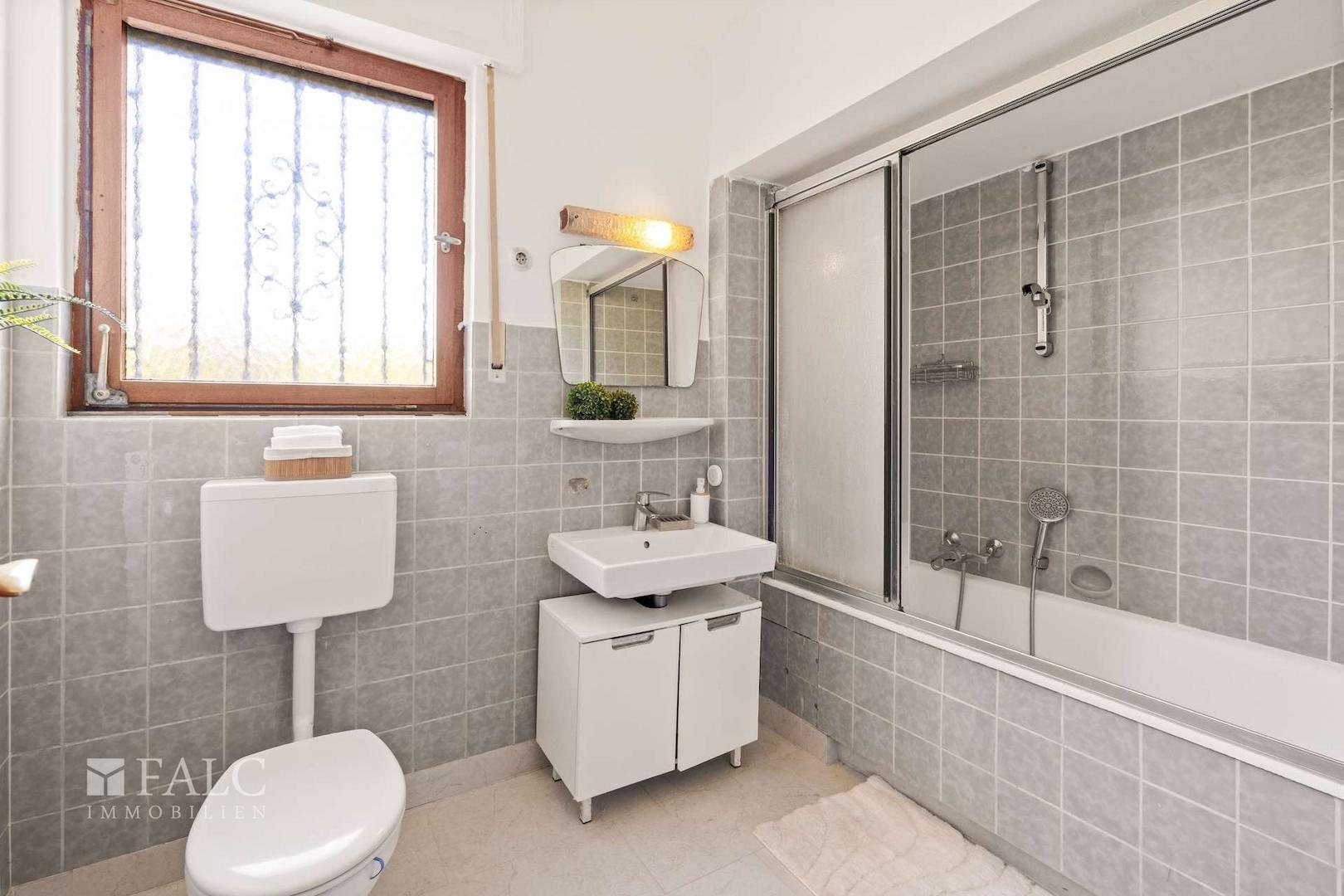 Badezimmer EG