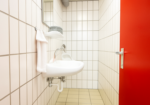 Toilette im Untergeschoss