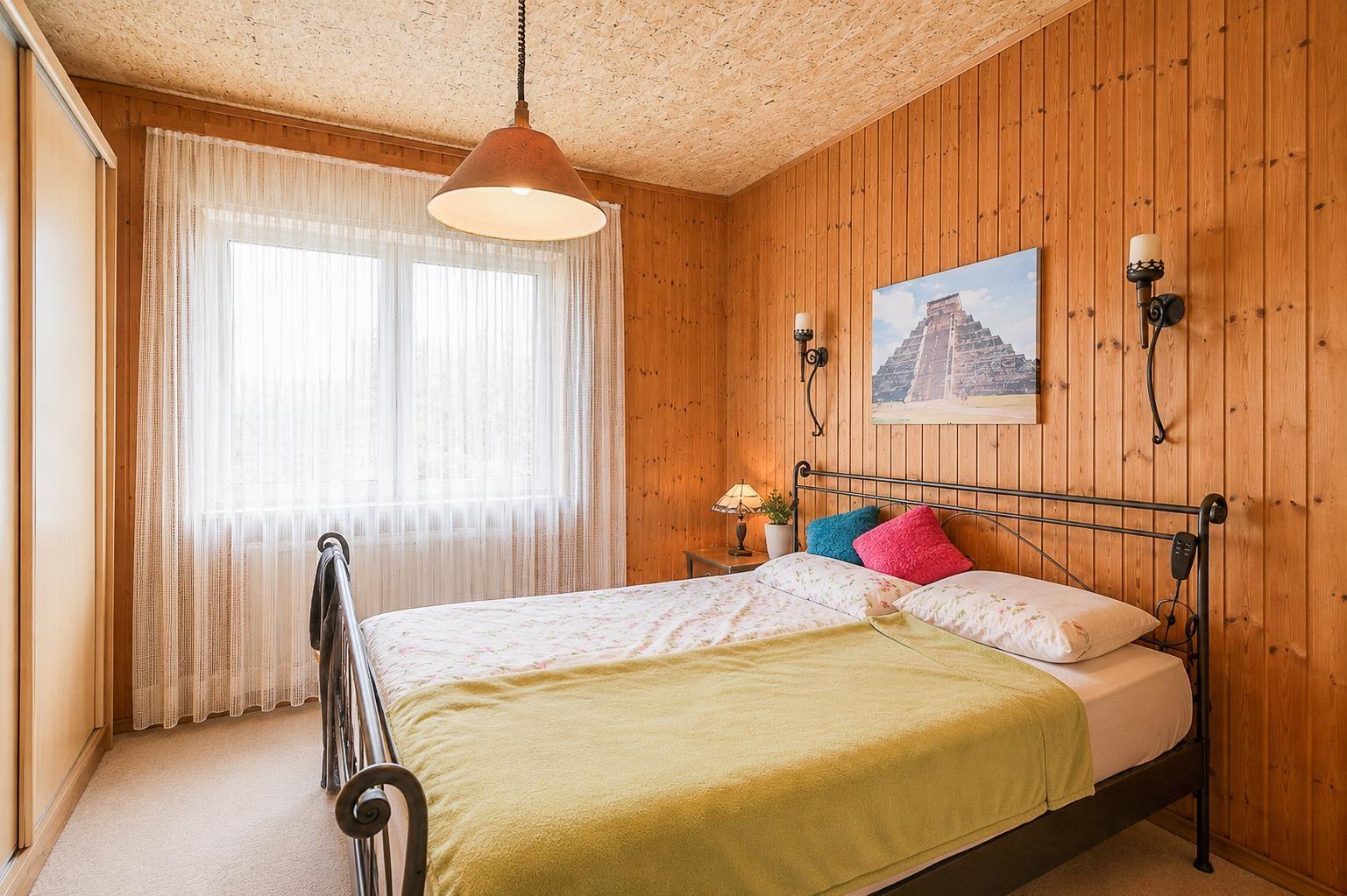 Schlafzimmer EFH