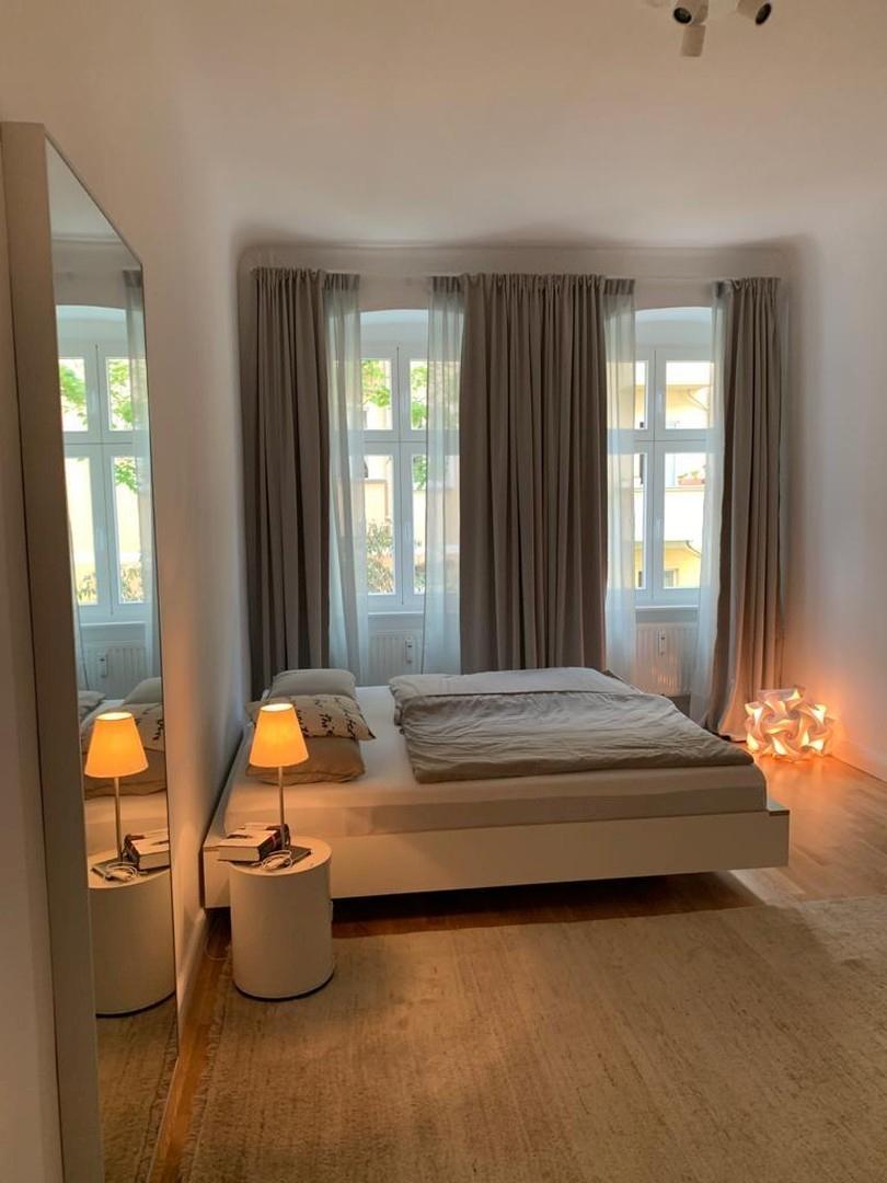 Schlafzimmer eingerichtet